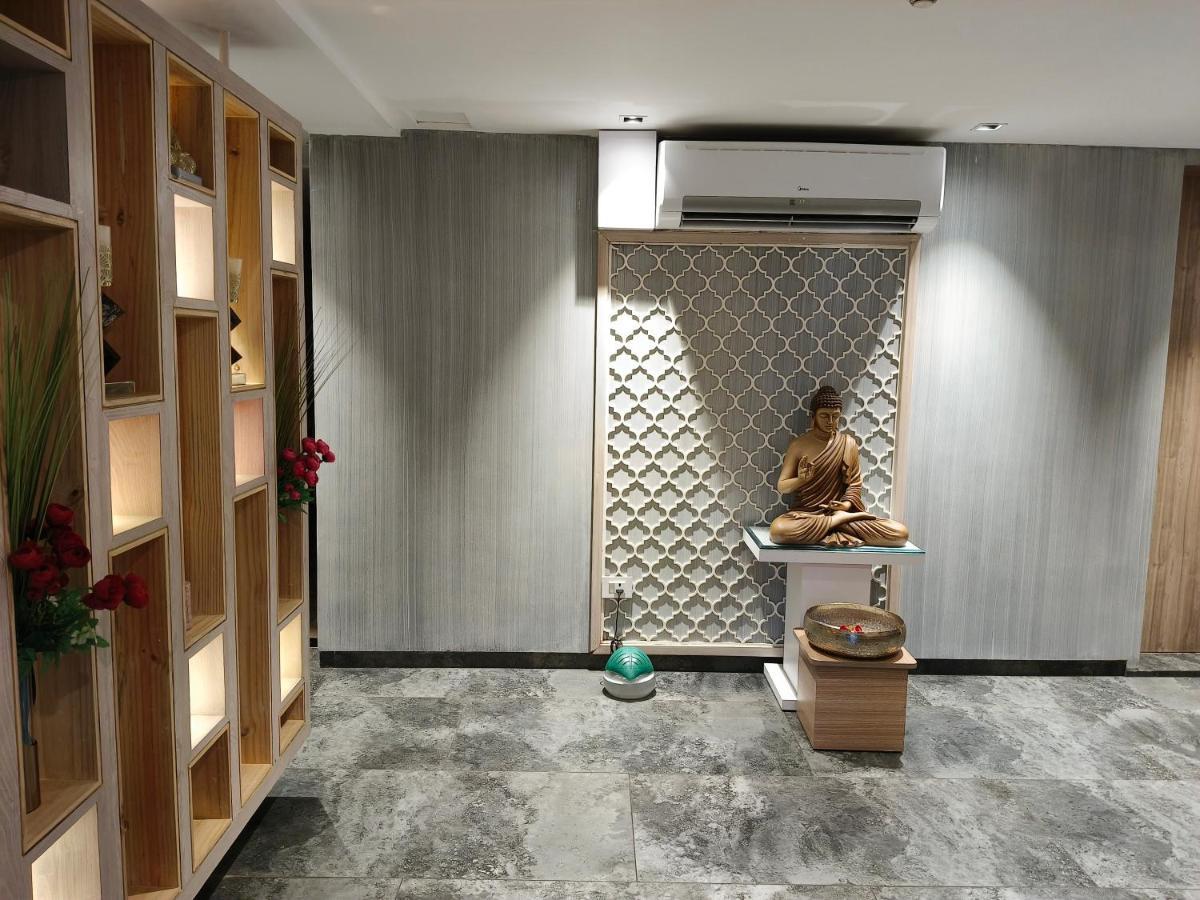 Bellevue Sarovar Premiere Junagadh Buitenkant foto